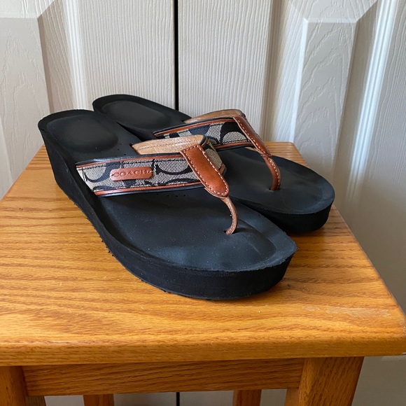 Coach Shoes - COACH Juliet Gray/Black/Tan Signature Wedge Thong Sandals SZ 9B